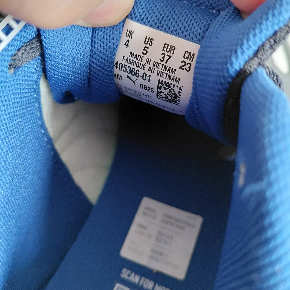 NWOB puma  Athletic Shoes